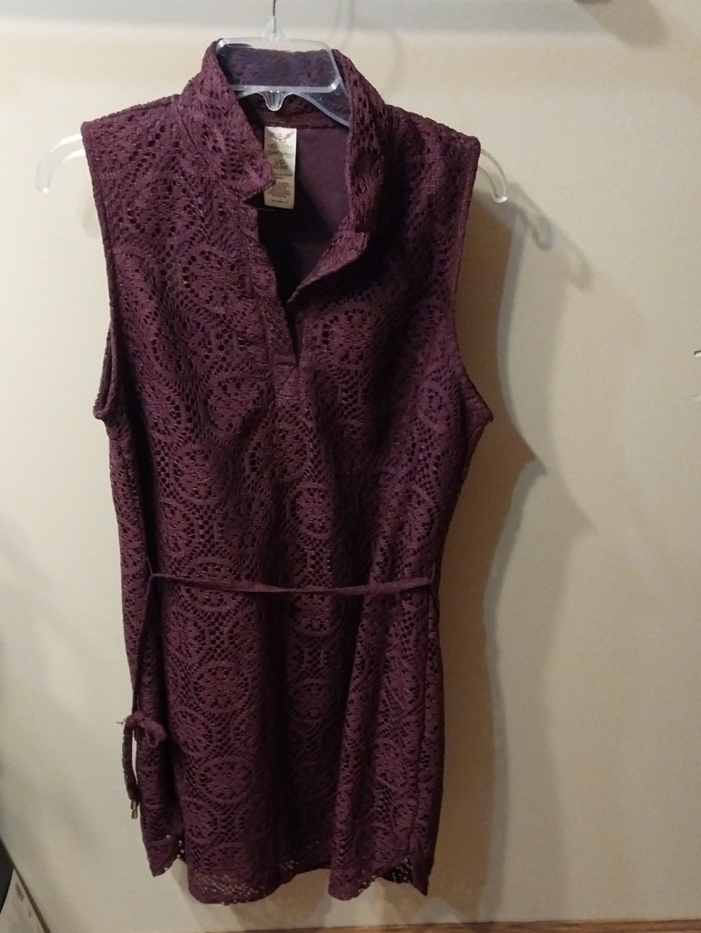 Sleeveless Crochet Tunic with Waist Tie - Plum Size:Lg